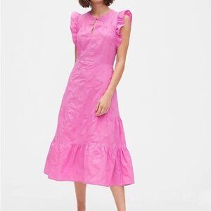 Padded half-length skirt with ruffled hem